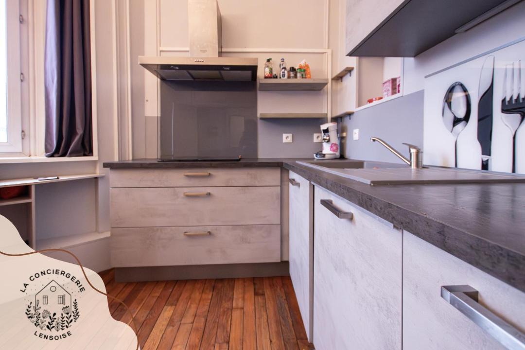 Photo of Kitchen in Lens