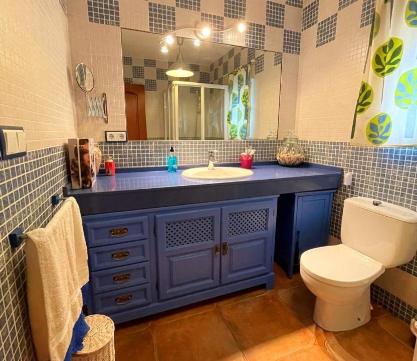 Photo of Bathroom in Lobon