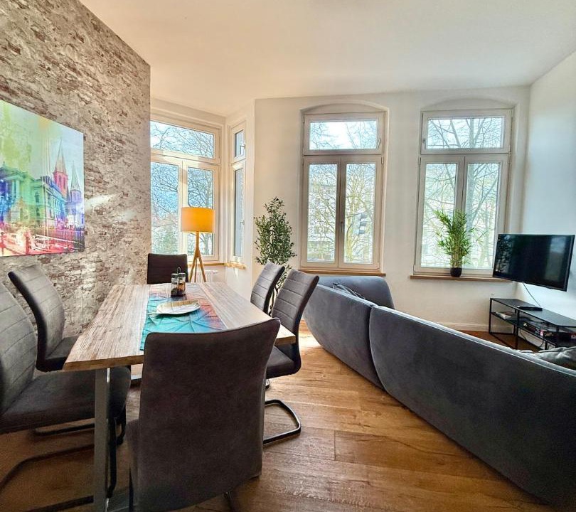 Photo of Livingroom in Center