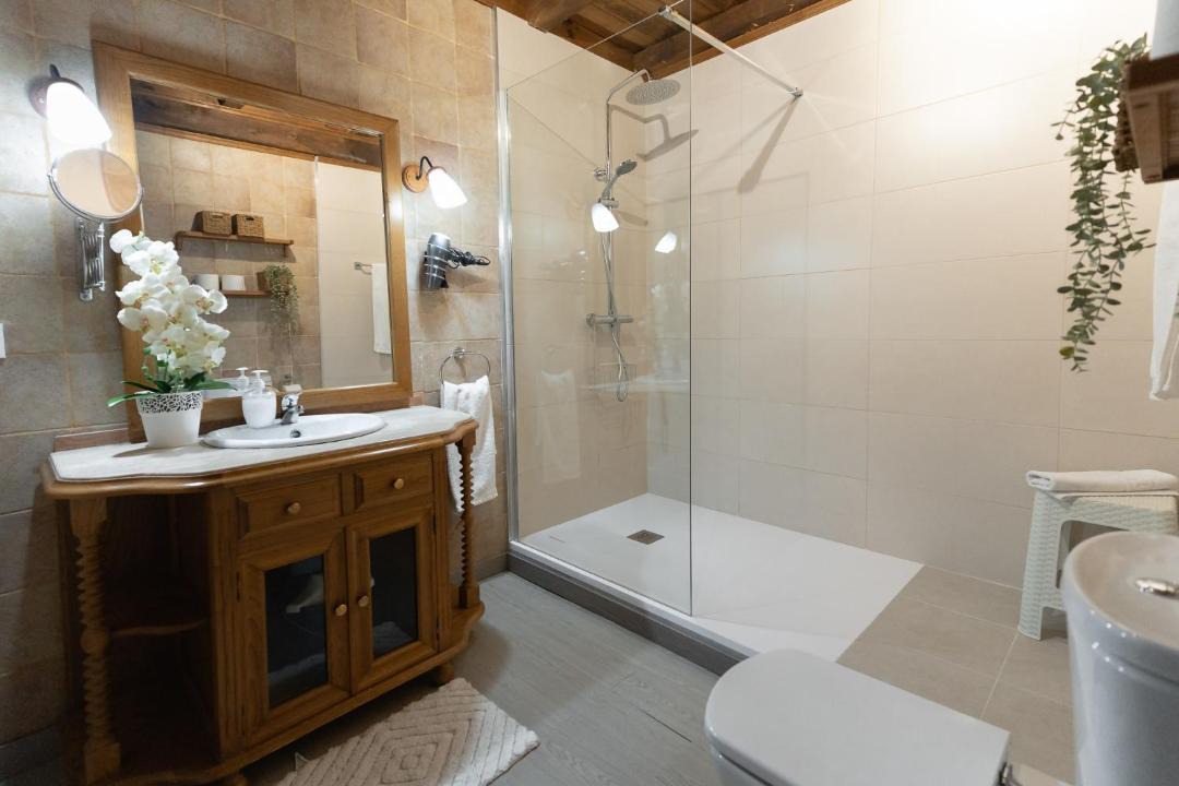 Photo of Bathroom in Hervas
