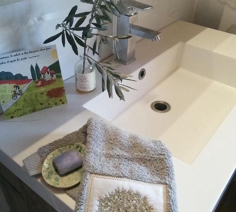 Photo of Bathroom in Eyguieres