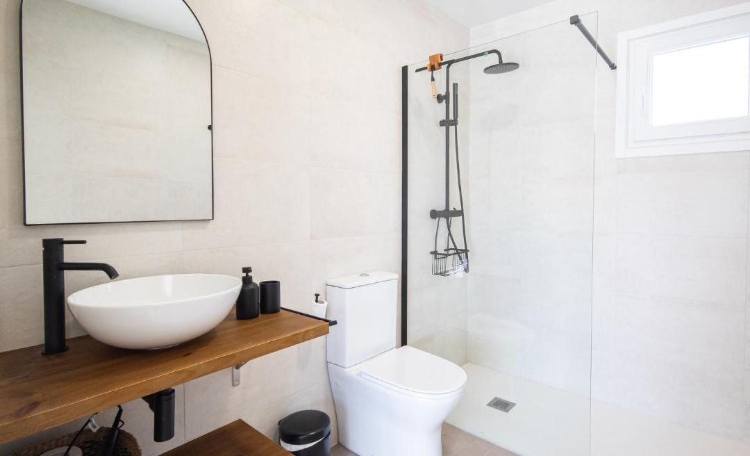 Photo of Bathroom in Arnados