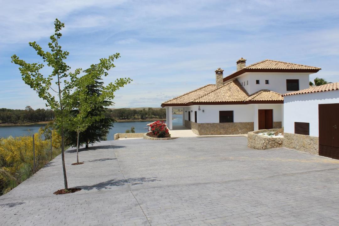 Photo of Others in Navalvillar de Pela
