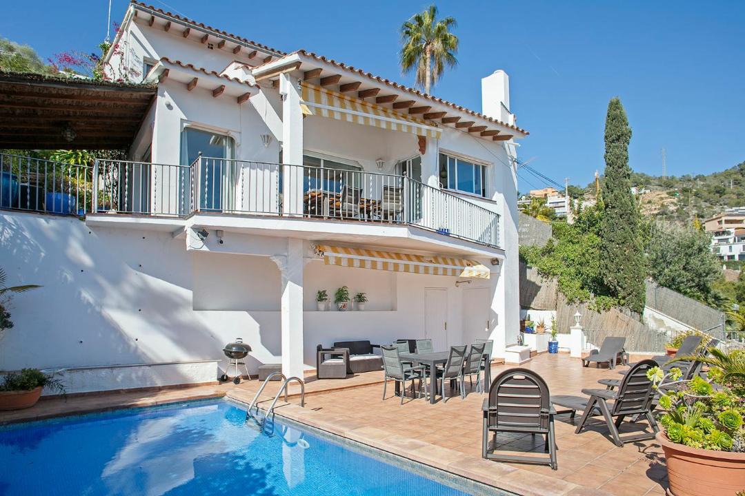 Photo of Others in Sitges