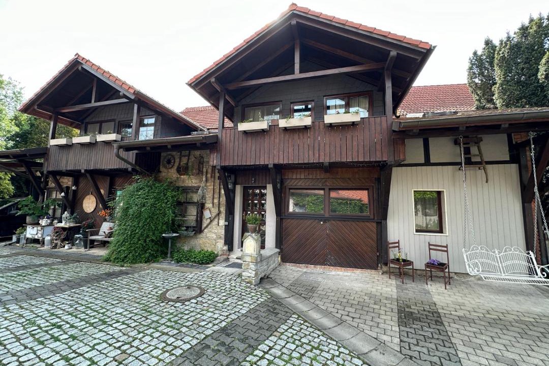 Photo of Others in Kuhnhausen