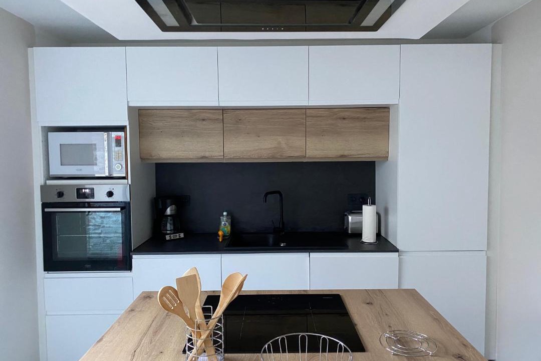 Photo of Kitchen in Lens