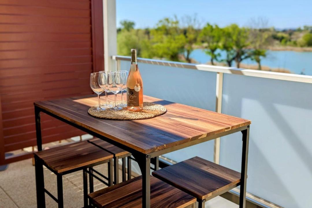 Photo of Patio Balcony in Monteux
