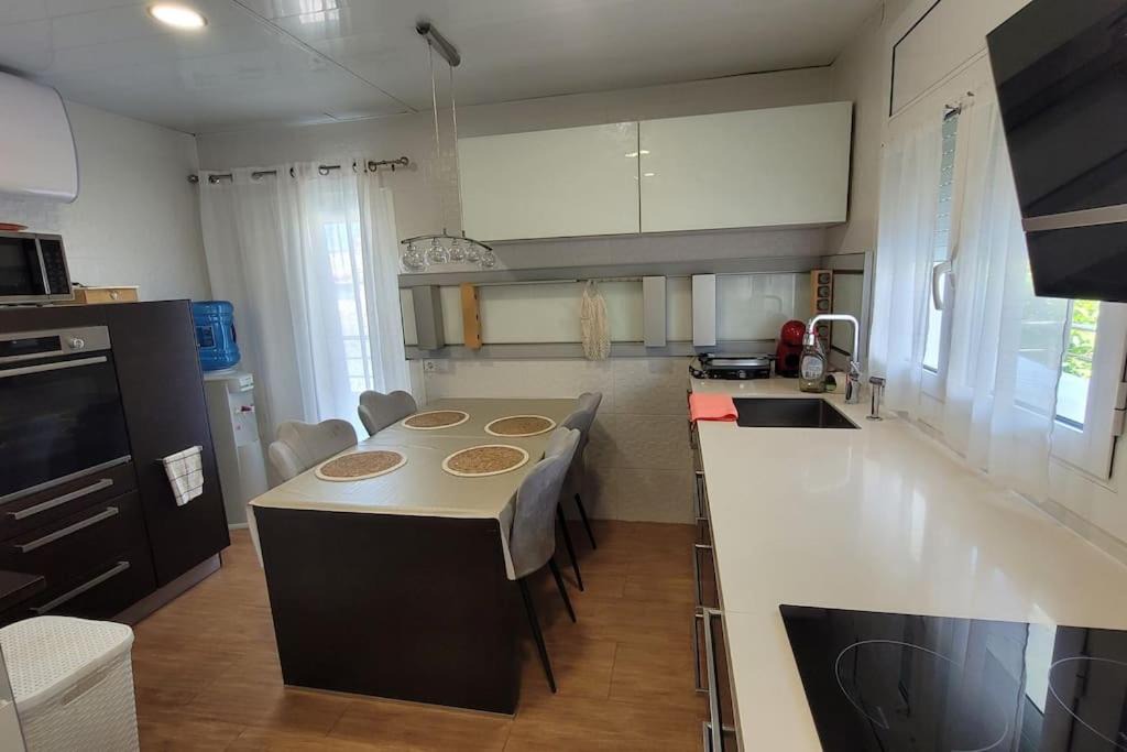 Photo of Kitchen in Sant Jaume dels Domenys