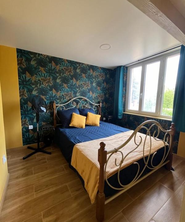 Photo of Bedroom in Dommartin-les-Cuiseaux