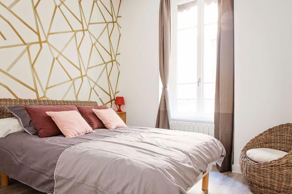 Photo of Bedroom in Carnot - Gailleton