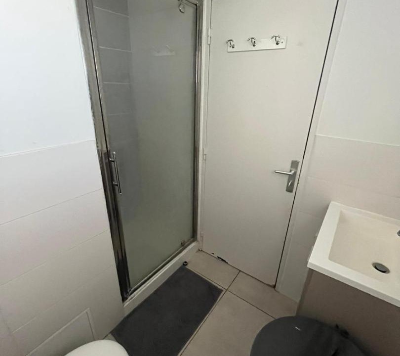 Photo of Bathroom in Beaux Arts-Boutonnet