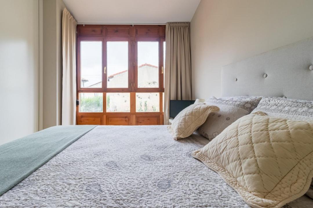Photo of Bedroom in Pesues
