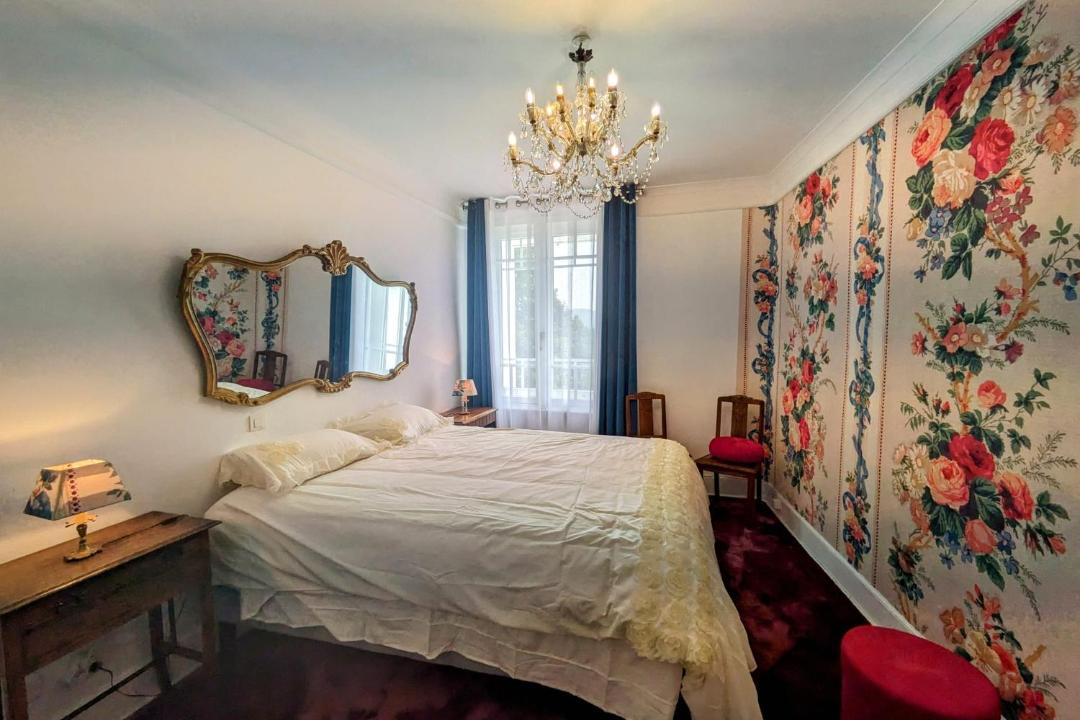 Photo of Bedroom in Pugny-Chatenod