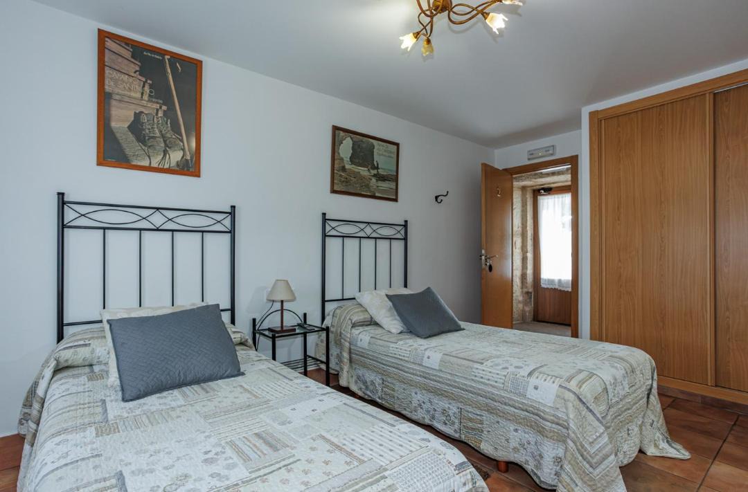 Photo of Bedroom in Cea