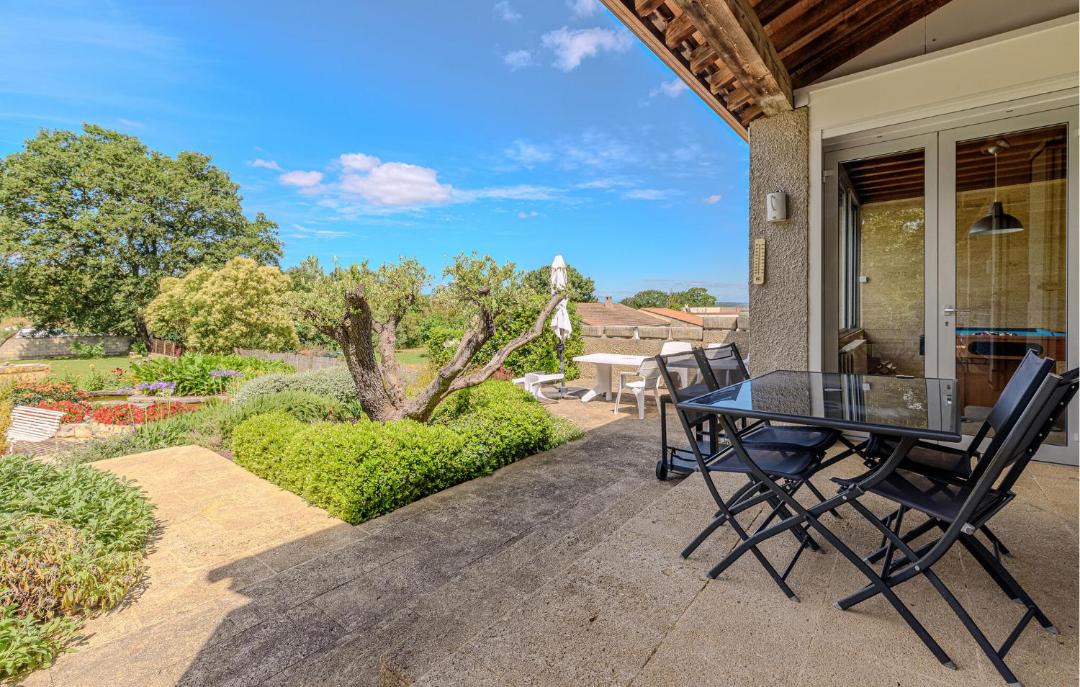 Photo of Patio Balcony in Sainte-Anastasie