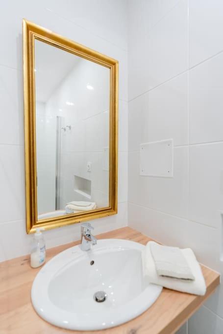 Photo of Bathroom in Chateauneuf-du-Pape