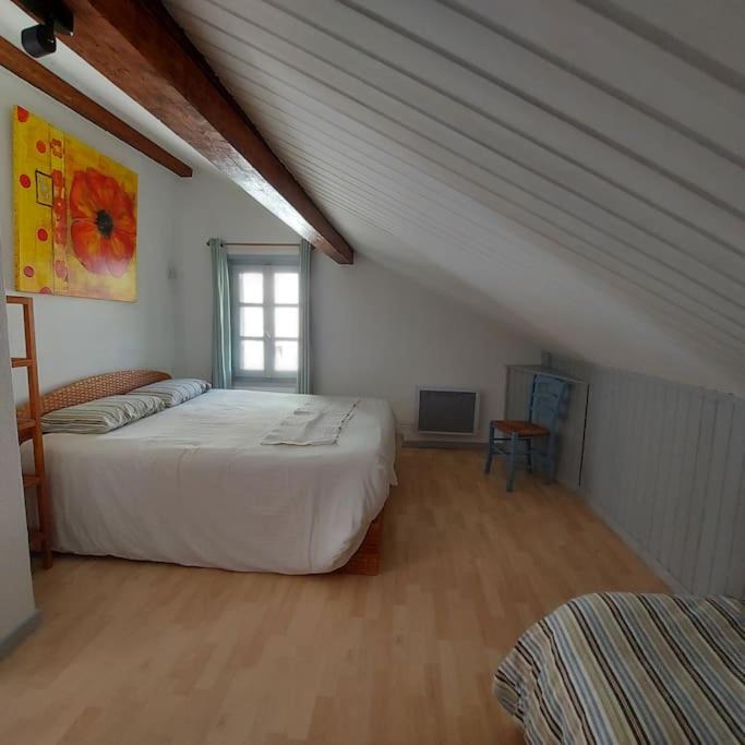 Photo of Bedroom in Yvoire