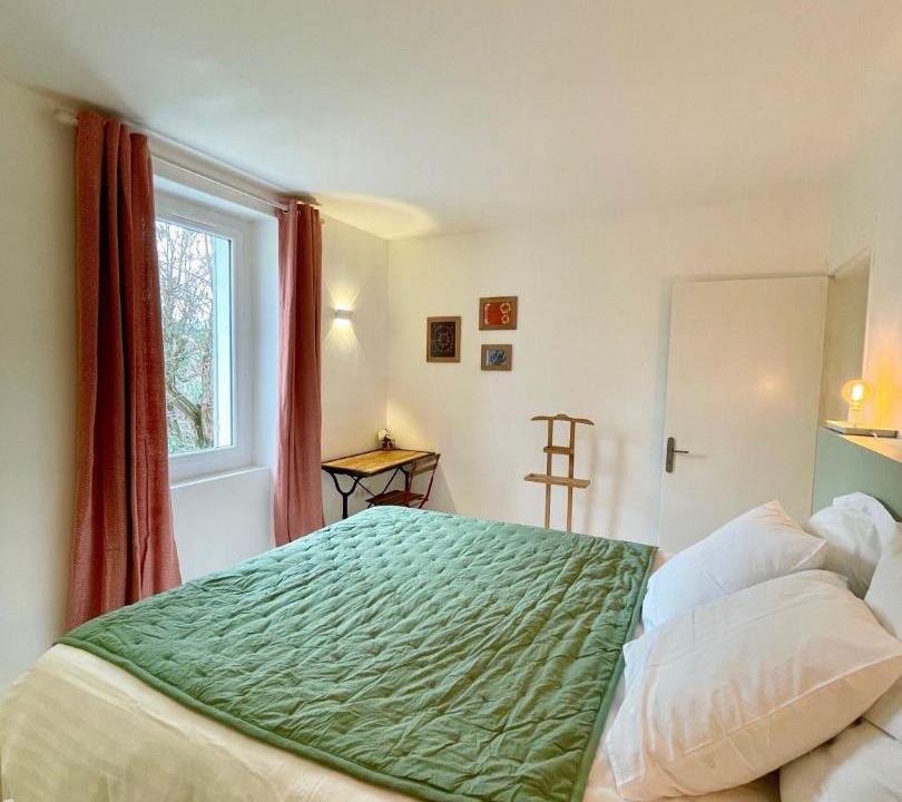 Photo of Bedroom in St.-Remy-de-Provence