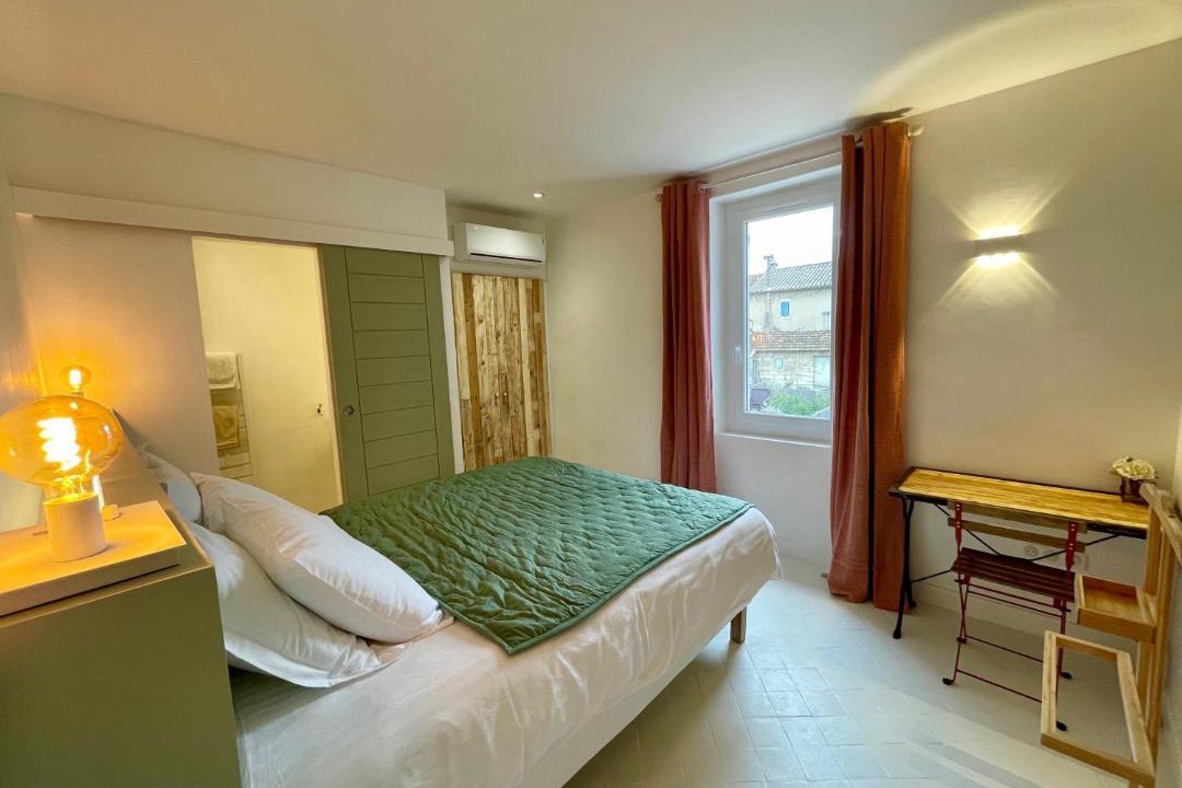 Photo of Bedroom in St.-Remy-de-Provence