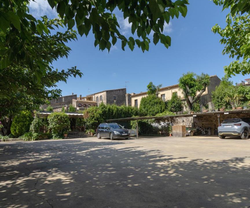 Photo of Others in Peratallada