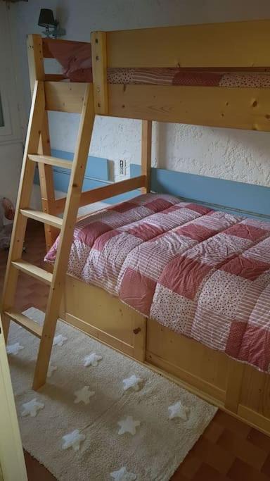 Photo of Bedroom in Campan
