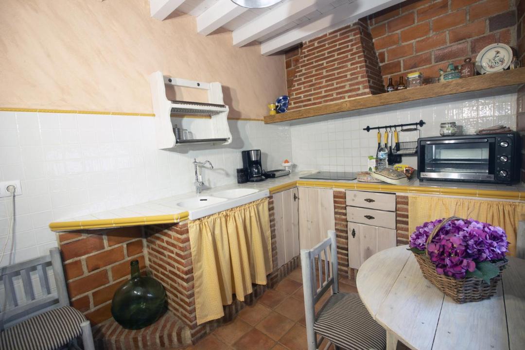 Photo of Kitchen in Valdelacasa de Tajo