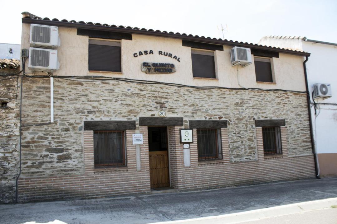 Photo of Buildings in Valdelacasa de Tajo