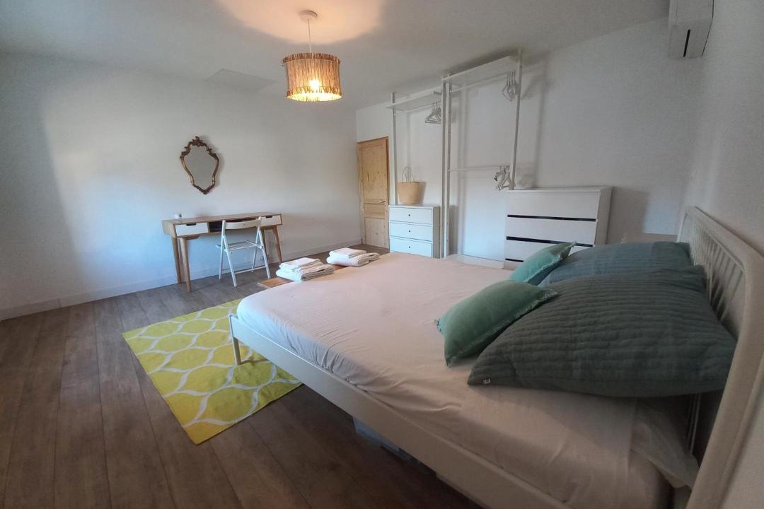 Photo of Bedroom in Paluds de Noves