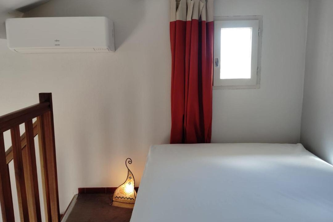 Photo of Bedroom in Avignon City Centre