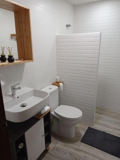 Photo of Bathroom in 1a Fase