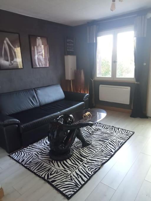 Photo of Livingroom in Saint-Etienne-de-Saint-Geoirs