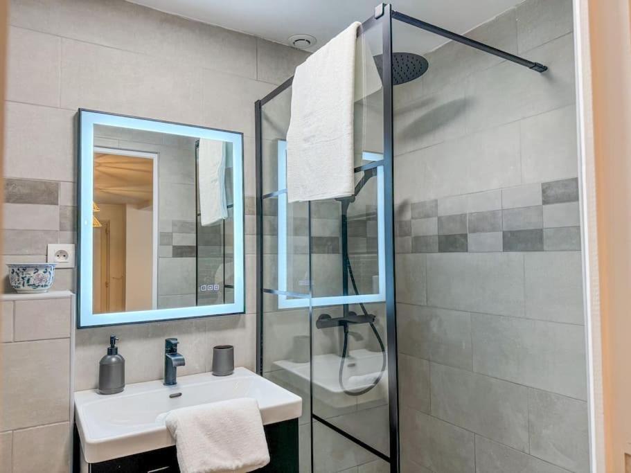 Photo of Bathroom in Tarbes