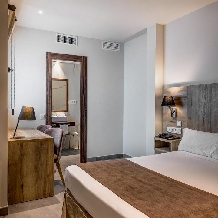 Photo of Bedroom in La Florida
