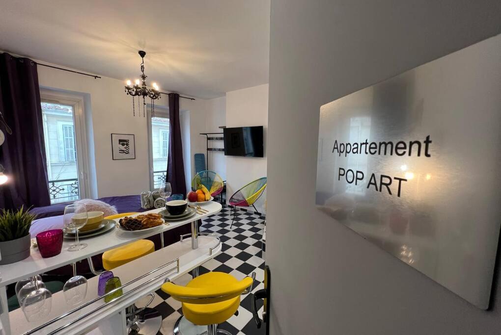 Photo of Livingroom in Le Camas