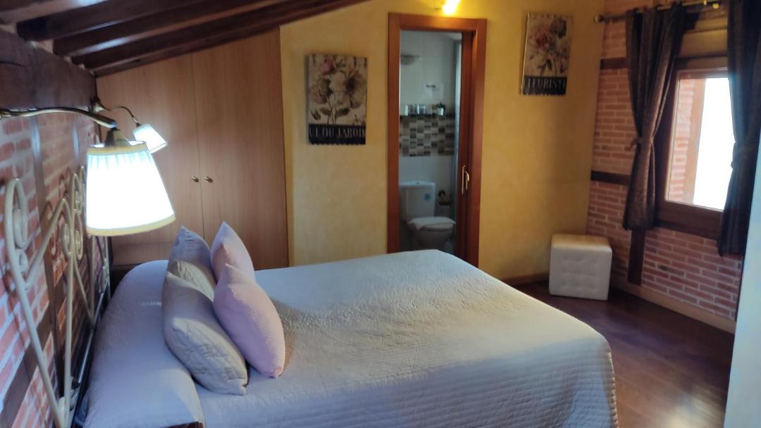 Photo of Bedroom in Segovia Old Town