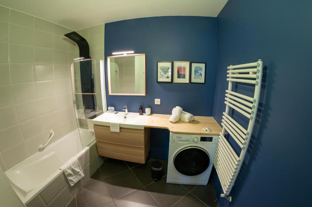 Photo of Bathroom in Annecy-le-Vieux