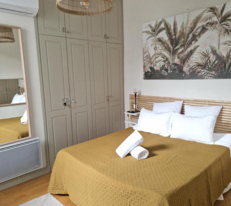 Photo of Bedroom in Nimes City Centre