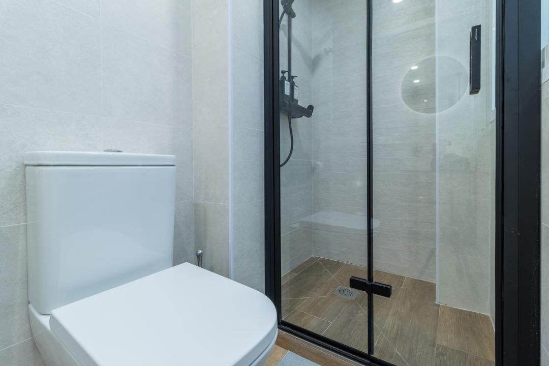 Photo of Bathroom in San Francisco-Ribera