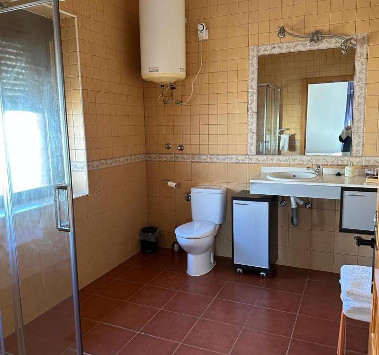 Photo of Bathroom in Cedillo