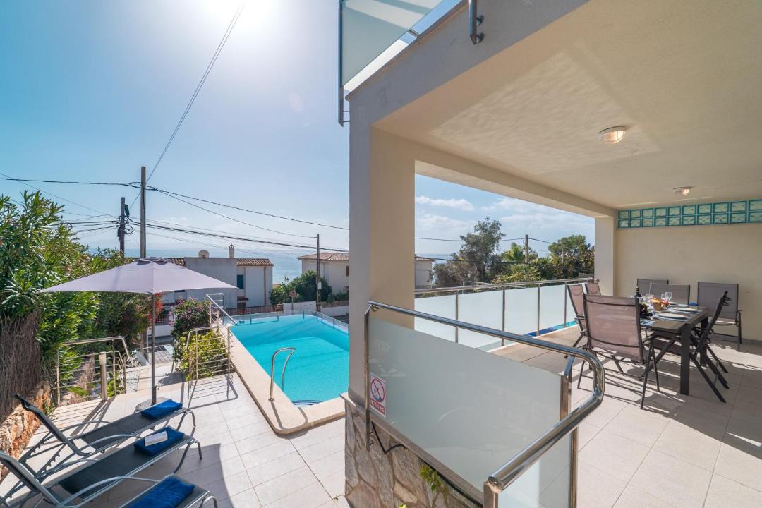 Photo of Patio Balcony in Alcanada