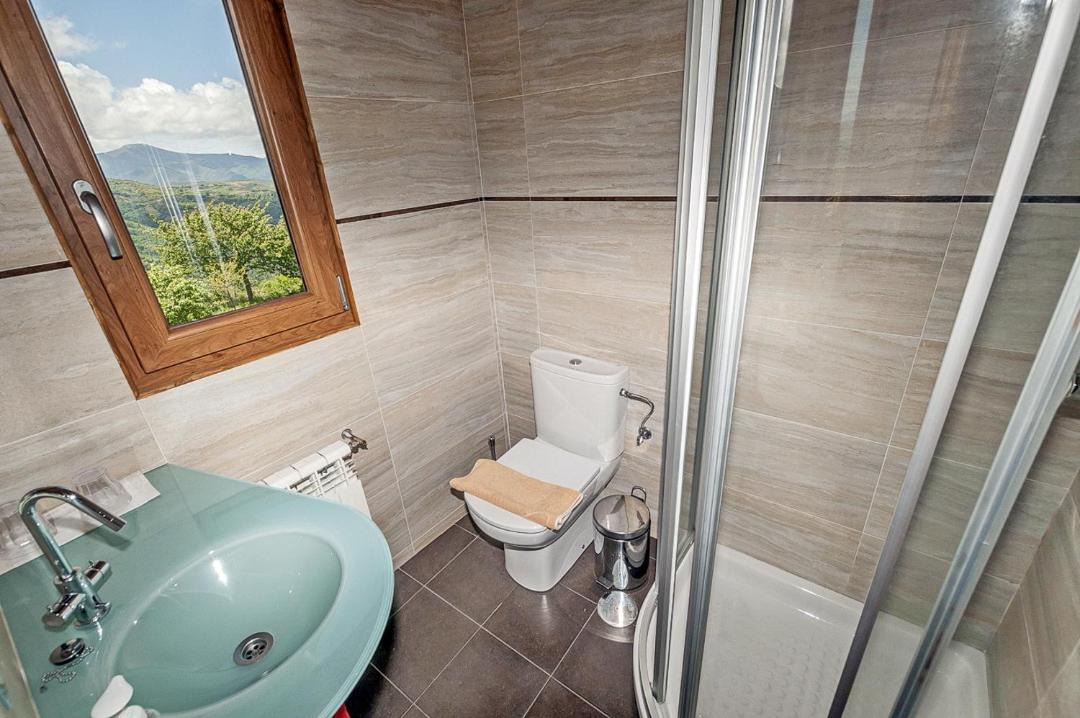 Photo of Bathroom in El Acebo de San Miguel