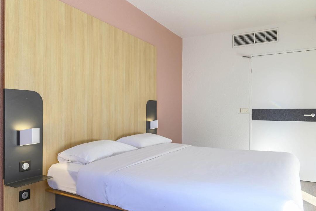 Photo of Bedroom in Cadereau