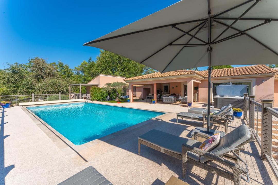 Photo of Others in Saint-Maximin-la-Sainte-Baume