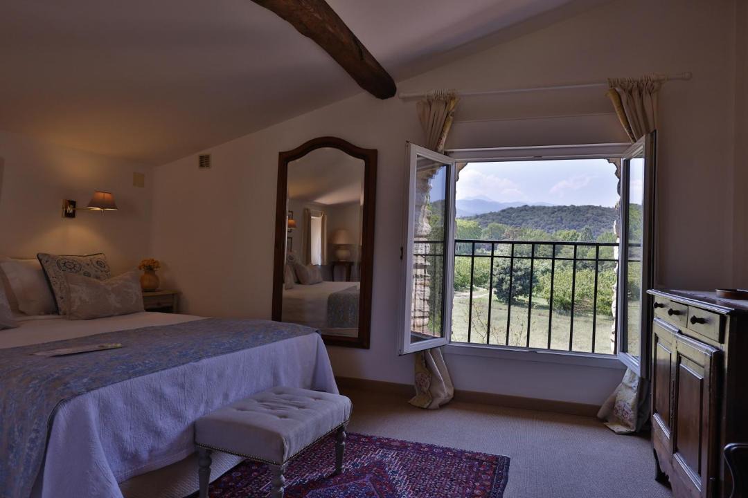 Photo of Bedroom in Reynes