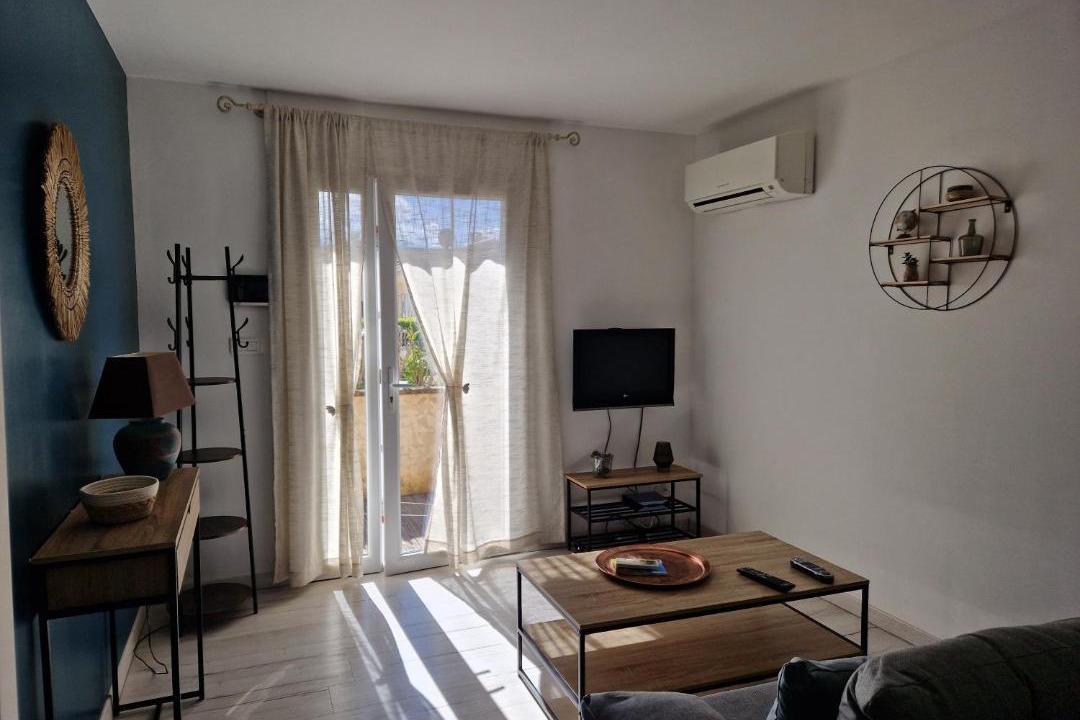 Photo of Livingroom in Lunel