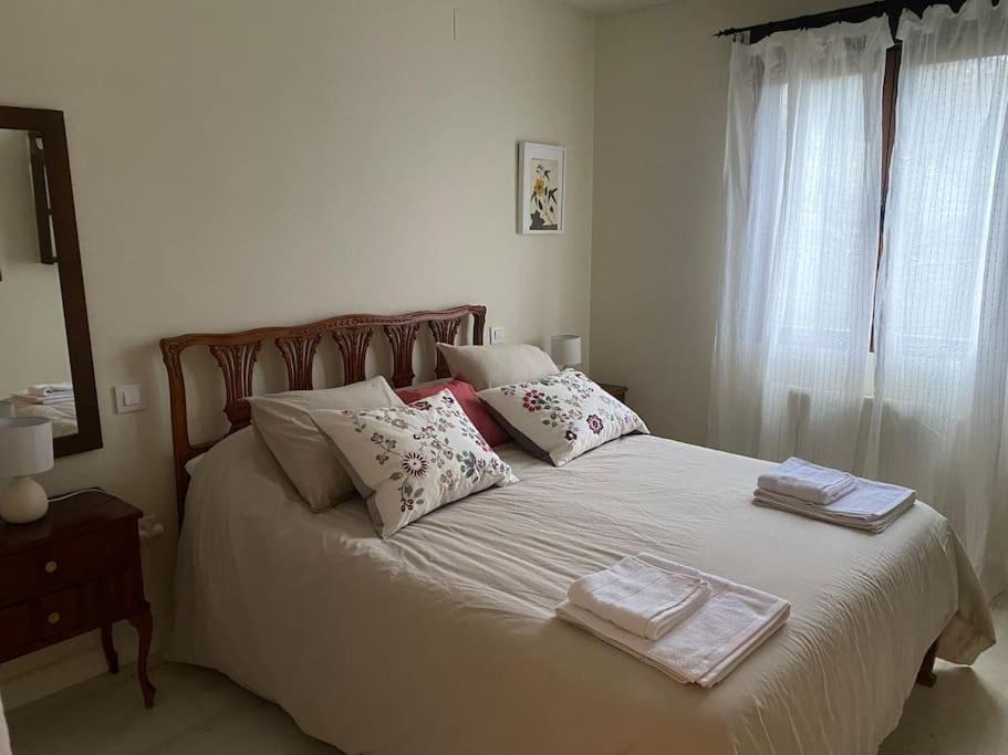 Photo of Bedroom in Villanueva De La Vera