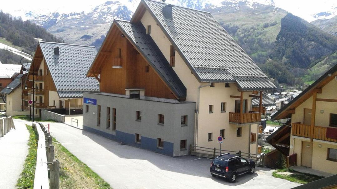 Photo of Buildings in Valloire