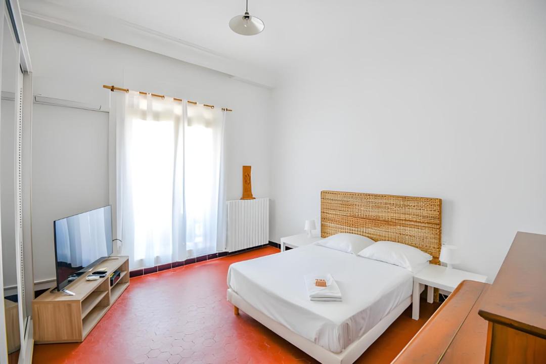 Photo of Bedroom in Endoume