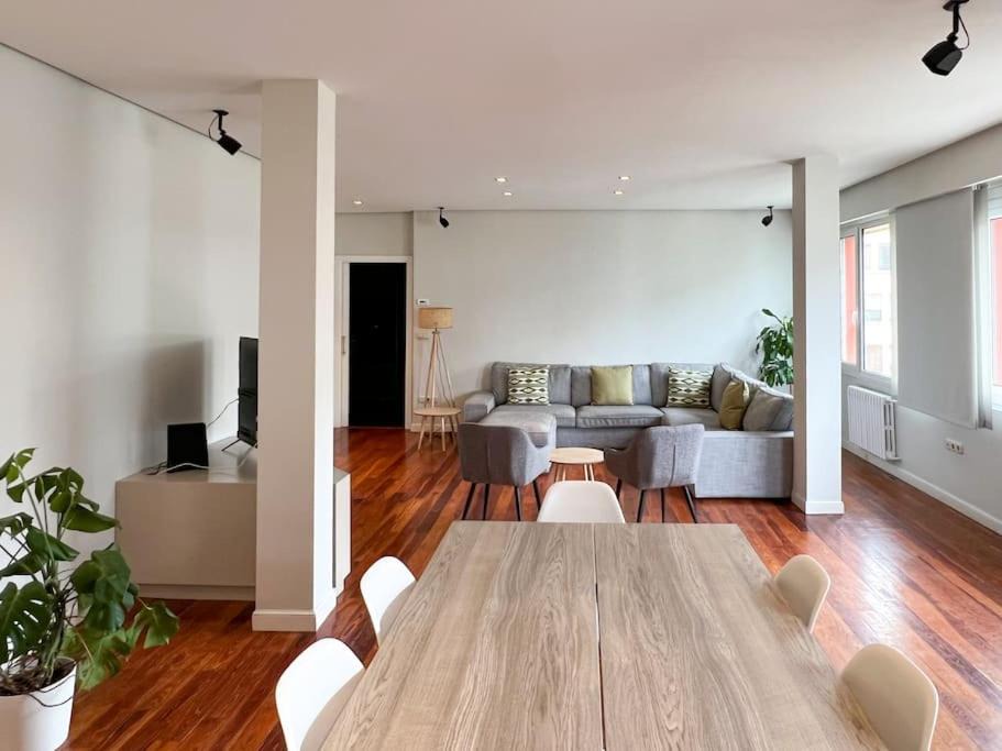 Photo of Livingroom in Gros