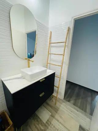 Photo of Bathroom in Le Tholonet